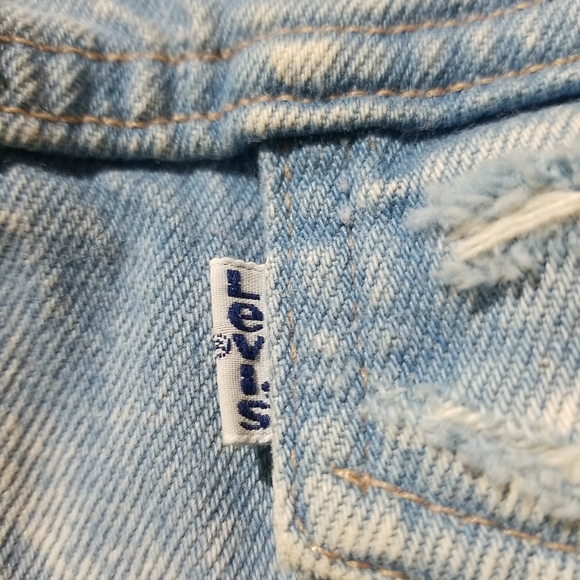VTG. LEVI 755 LT BLUE DISTRESSED JEAN JACKET SZ XS - Picture 9 of 13